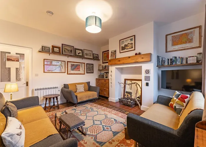 Swift House Semesterbostad *