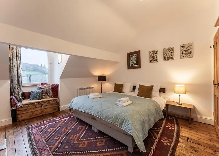 Swift House Semesterbostad *