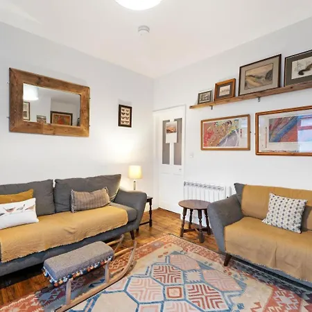 3 Bed In Oc-lr198 Hébergement de vacances *